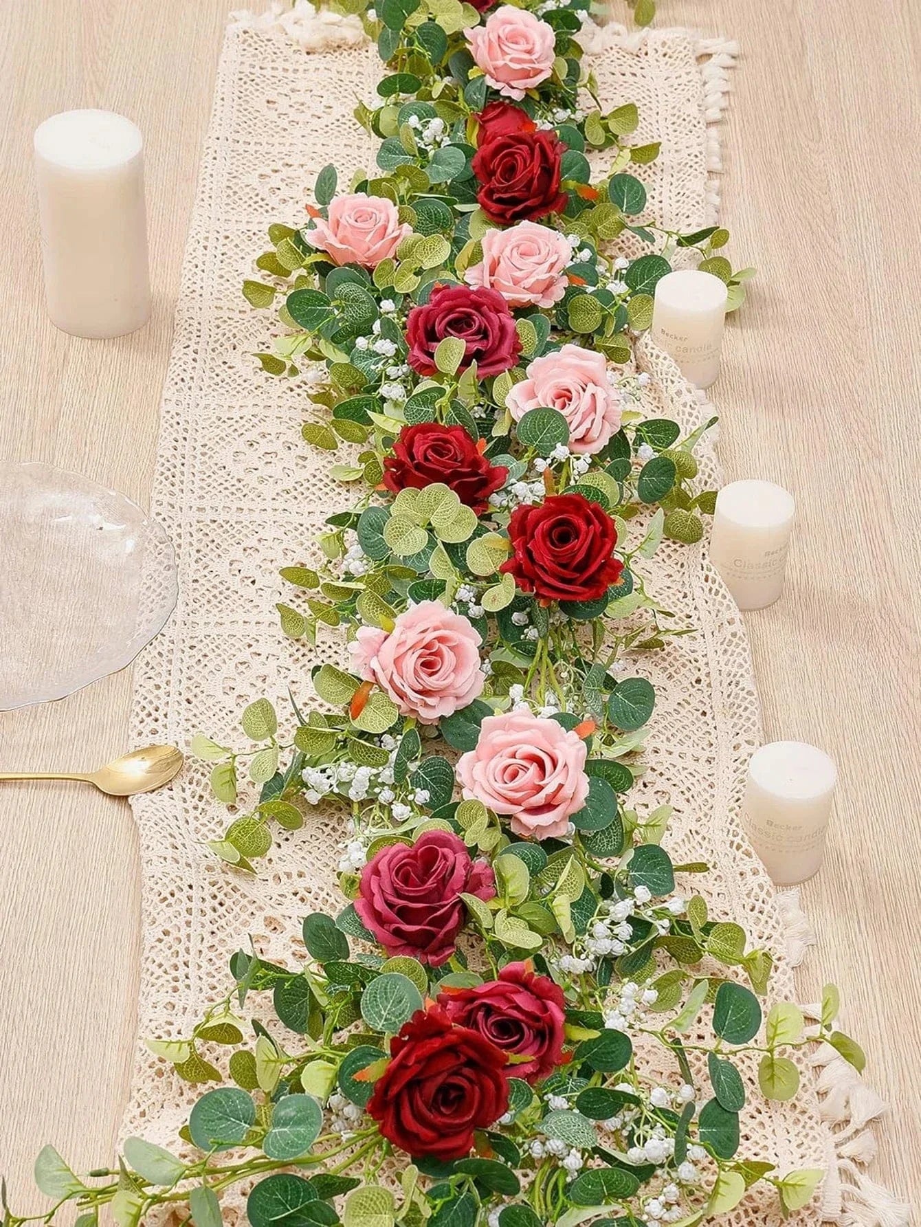 Chemin de table fleuri eucalyptus