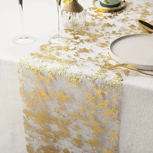 Chemin de table or